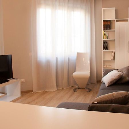 Lg Apartment Stresa Luaran gambar