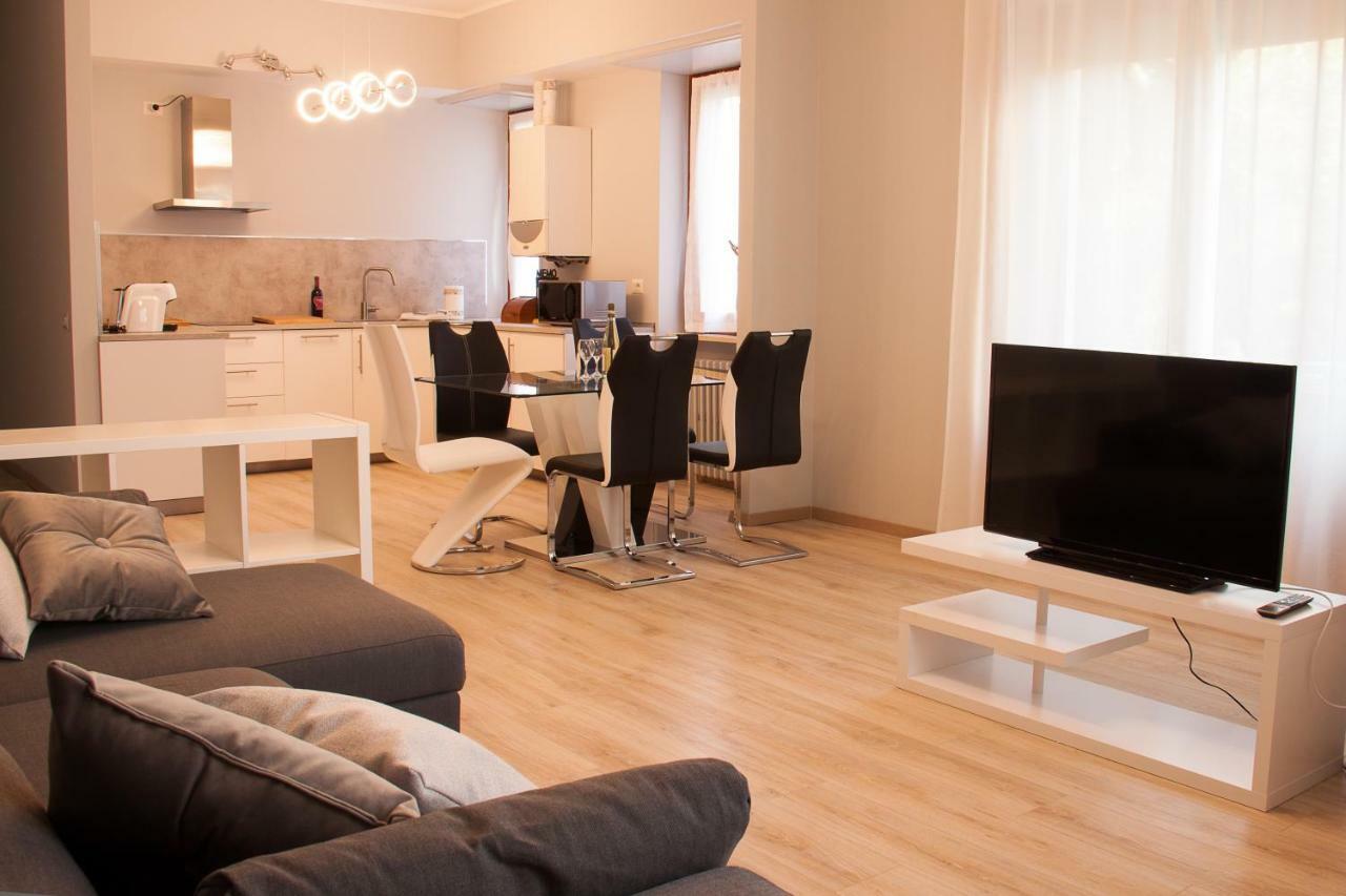 Lg Apartment Stresa Luaran gambar